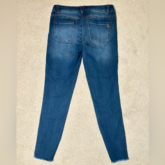 Women’s Skinny Jeans - Picture 2 of 4